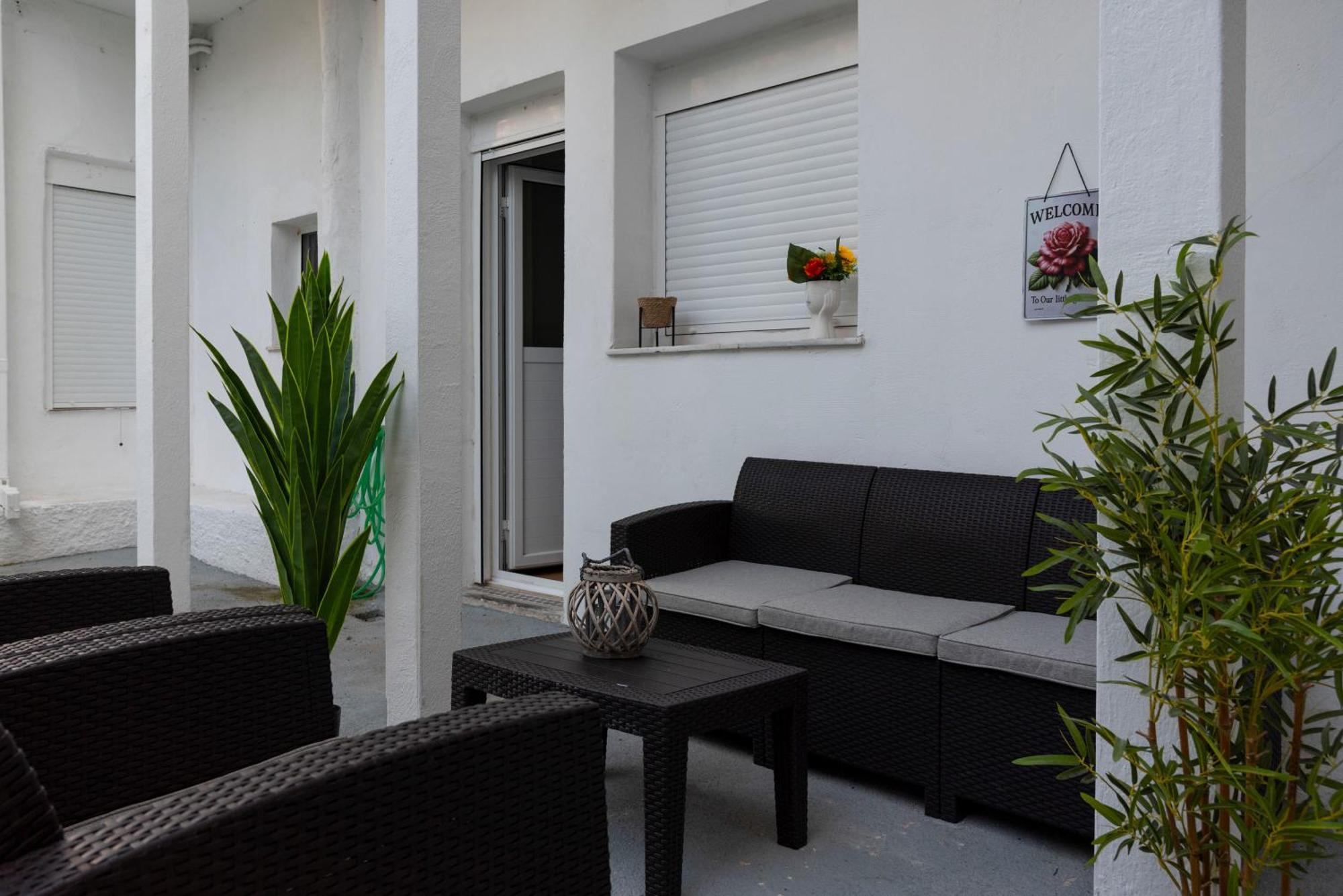 Thissio Getaway 2Ba Next To Athens Ancient Market Ngoại thất bức ảnh